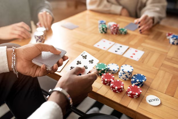 Lightning Baccarat live dealer table showing multiplier display and card layout